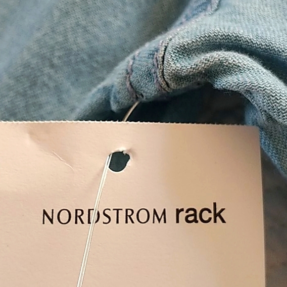 Caslon, Nordstrom Rack, Medium Light Wash Top, XS - Picture 4 of 9